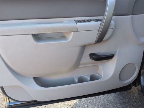 Used 2011 GMC Sierra 1500 W/T RWD image 10