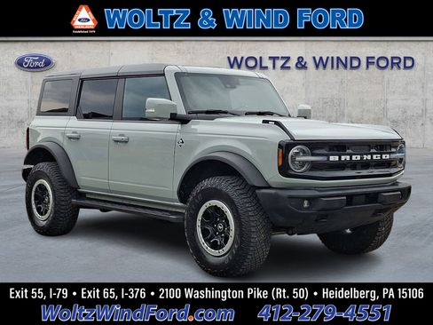Used 2023 Ford Bronco Outer Banks w/ Sasquatch Package image 1