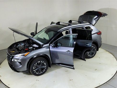 New 2026 Nissan Rogue Platinum w/ Platinum Premium Package image 25