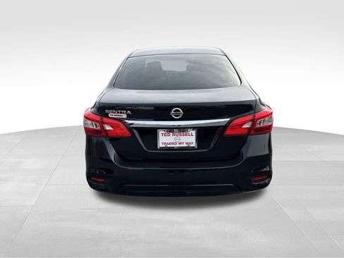 Used 2019 Nissan Sentra S image 4