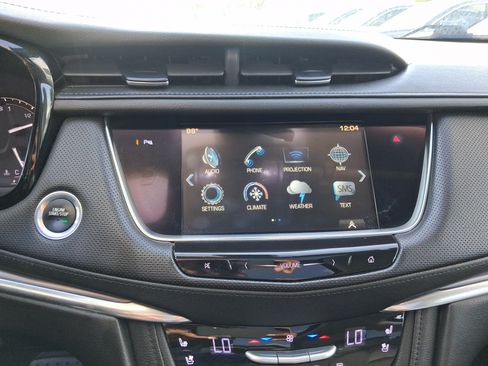 Used 2017 Cadillac XT5 Premium Luxury w/ LPO, Wheel Lock Package FWD image 20