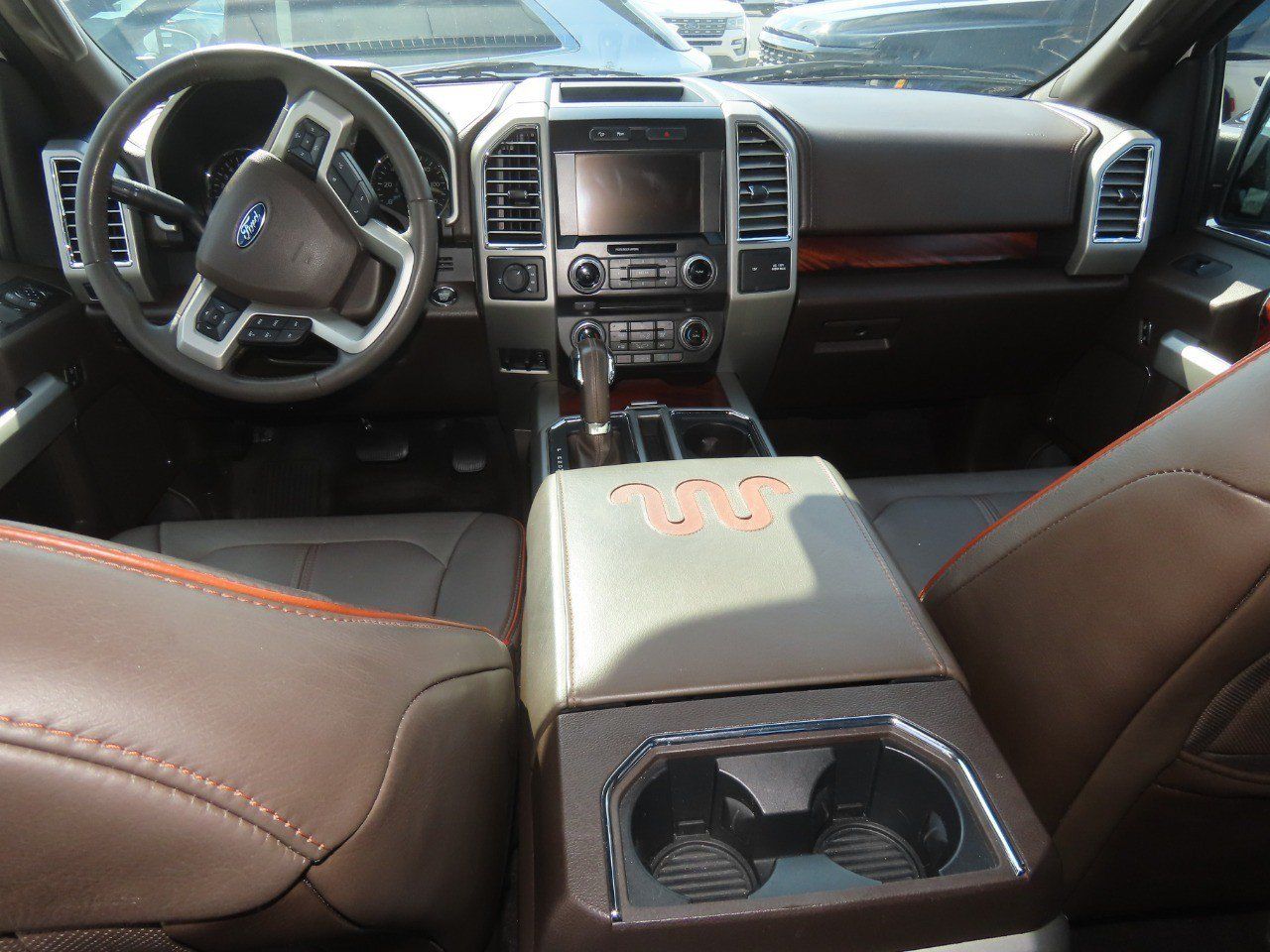 Used 2015 Ford F150 King Ranch w/ Equipment Group 601A Luxury AWD/4WD image 19