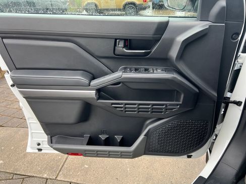 New 2026 Toyota Tacoma SR5 AWD/4WD image 16