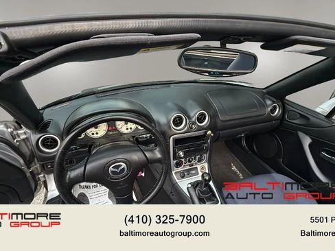 Used 2004 MAZDA MX-5 Miata w/ Cloth Azure Blue Pkg RWD image 25
