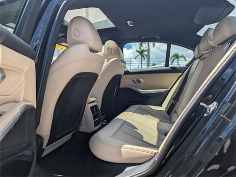 Used 2023 BMW 330i Sedan w/ Premium Package image 12