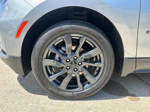 Used 2023 Chevrolet Equinox RS w/ RS Leather Package AWD/4WD image 15