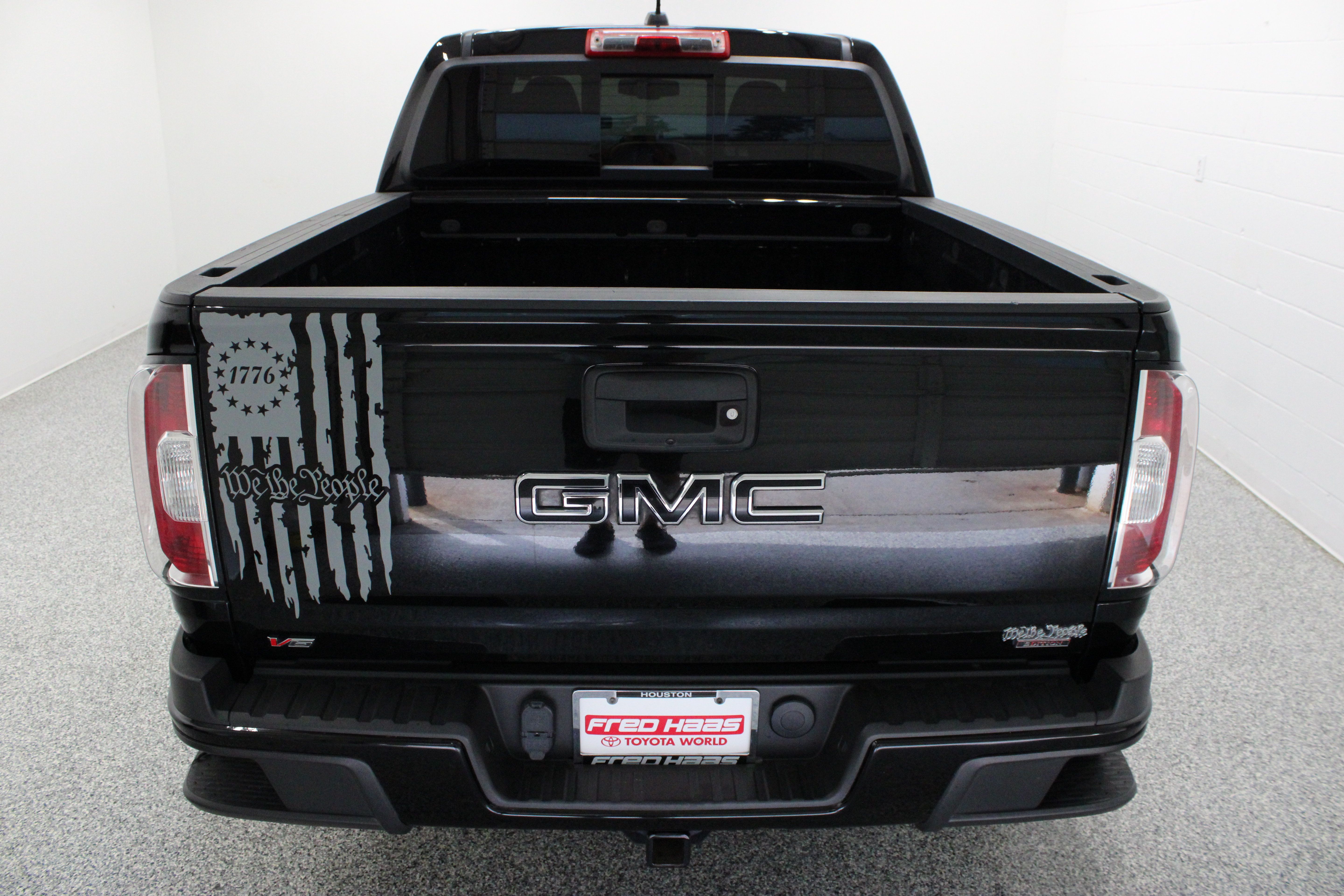 Used 2022 GMC Canyon Elevation w/ Elevation Premium Package RWD image 8