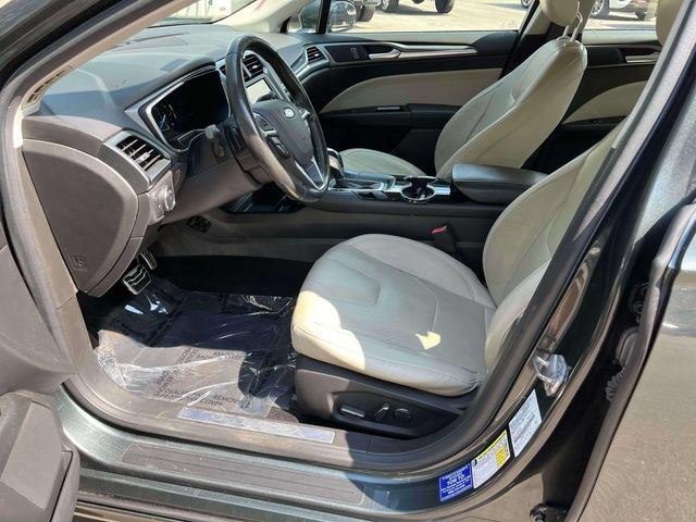 Used 2015 Ford Fusion Titanium FWD image 27