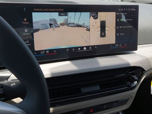 New 2026 BMW i4 eDrive40 w/ Premium Package RWD image 11