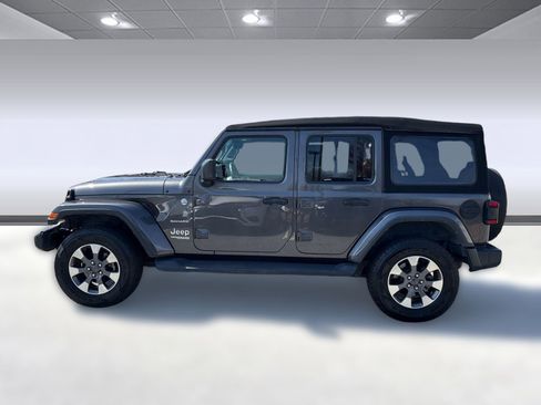 Used 2021 Jeep Wrangler Unlimited Sahara w/ Dual Top Group image 2