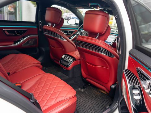 Used 2023 Mercedes-Benz S 580 4MATIC Sedan image 40