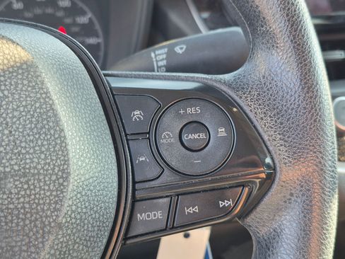 Used 2024 Toyota Corolla LE FWD image 21
