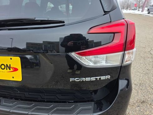 Used 2020 Subaru Forester Premium image 9