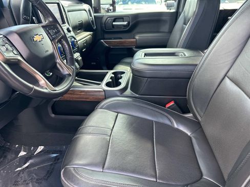 Used 2022 Chevrolet Silverado 3500 High Country w/ Z71 Off-Road Package image 21