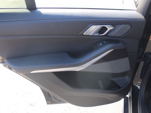 Used 2021 BMW X5 xDrive40i image 26