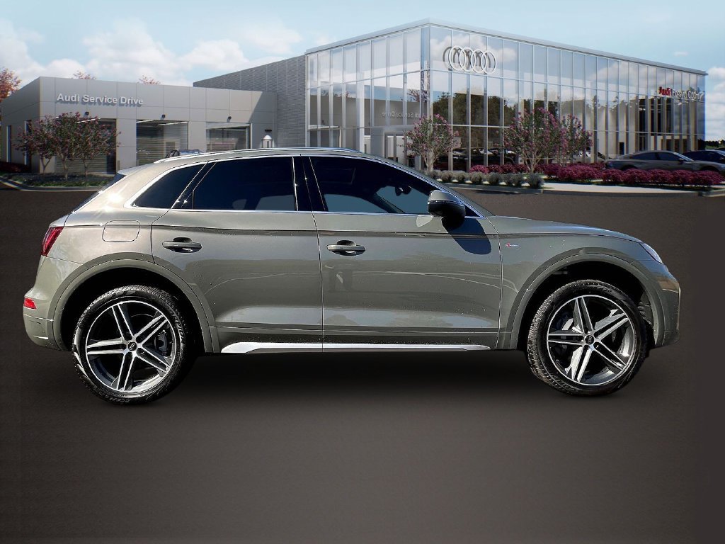 Used 2025 Audi Q5 e Premium Plus AWD/4WD image 8