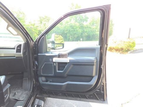 Used 2018 Ford F350 Lariat w/ Lariat Ultimate Package AWD/4WD image 22