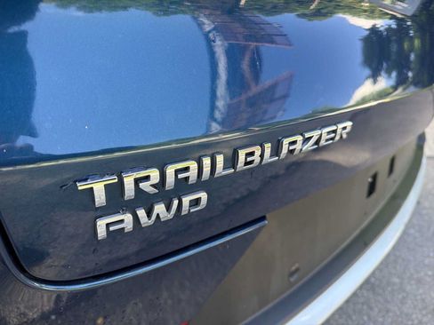 Used 2021 Chevrolet TrailBlazer LT w/ Convenience Package AWD/4WD image 28