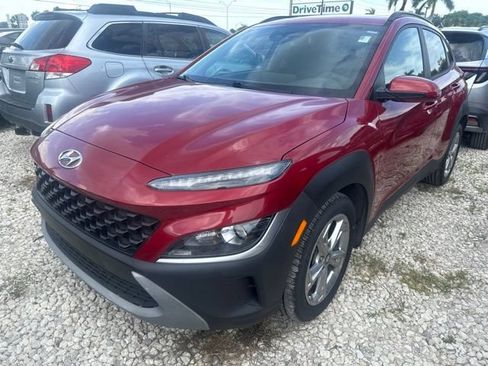 Used 2022 Hyundai Kona SEL w/ Convenience Package FWD image 1