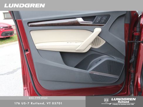 Used 2019 Audi Q5 2.0T Premium Plus w/ Premium Plus Package image 11