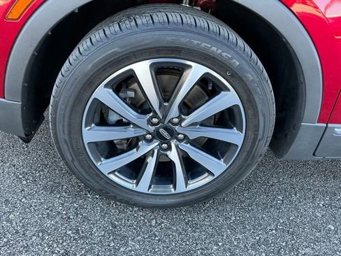 Used 2019 Lincoln MKC Reserve w/ MKC Climate Package image 8