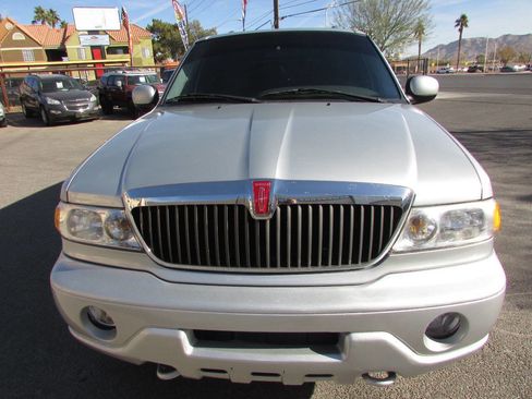 Used 2000 Lincoln Navigator Base 4dr 4WD SUV image 8