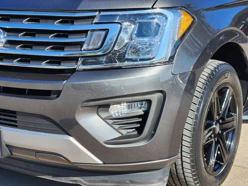Used 2021 Ford Expedition XLT image 8