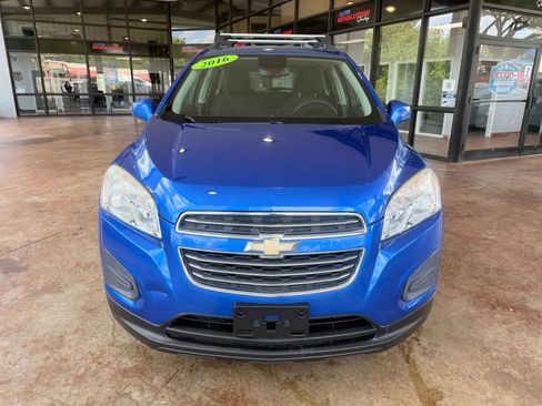 Used 2016 Chevrolet Trax LS FWD image 2