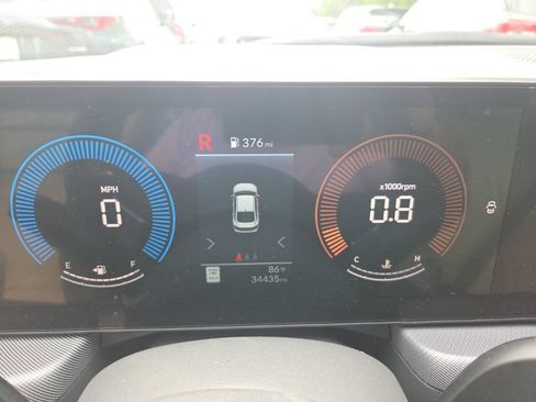 Used 2025 Hyundai Sonata SEL FWD image 2