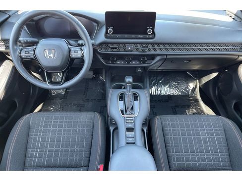 Used 2025 Honda HR-V Sport image 15