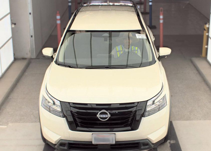 Used 2024 Nissan Pathfinder SV w/ Black Appearance Package FWD image 7