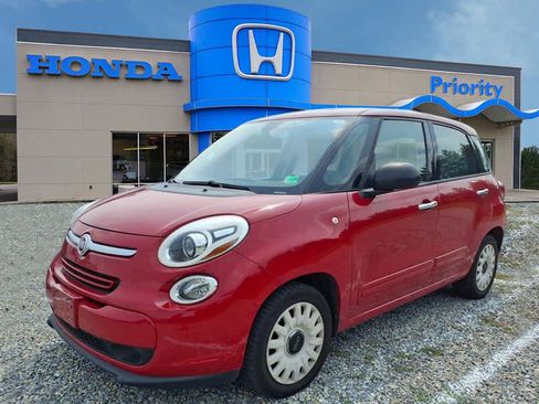 Used 2014 FIAT 500L Pop FWD image 1