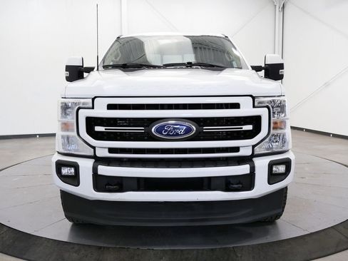 Used 2022 Ford F250 Lariat AWD/4WD image 2