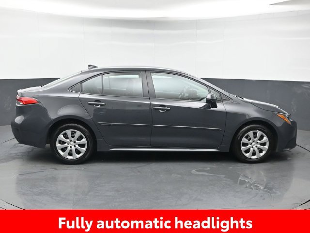 Used 2026 Toyota Corolla LE w/ Body Protection Package (TMS) FWD image 8