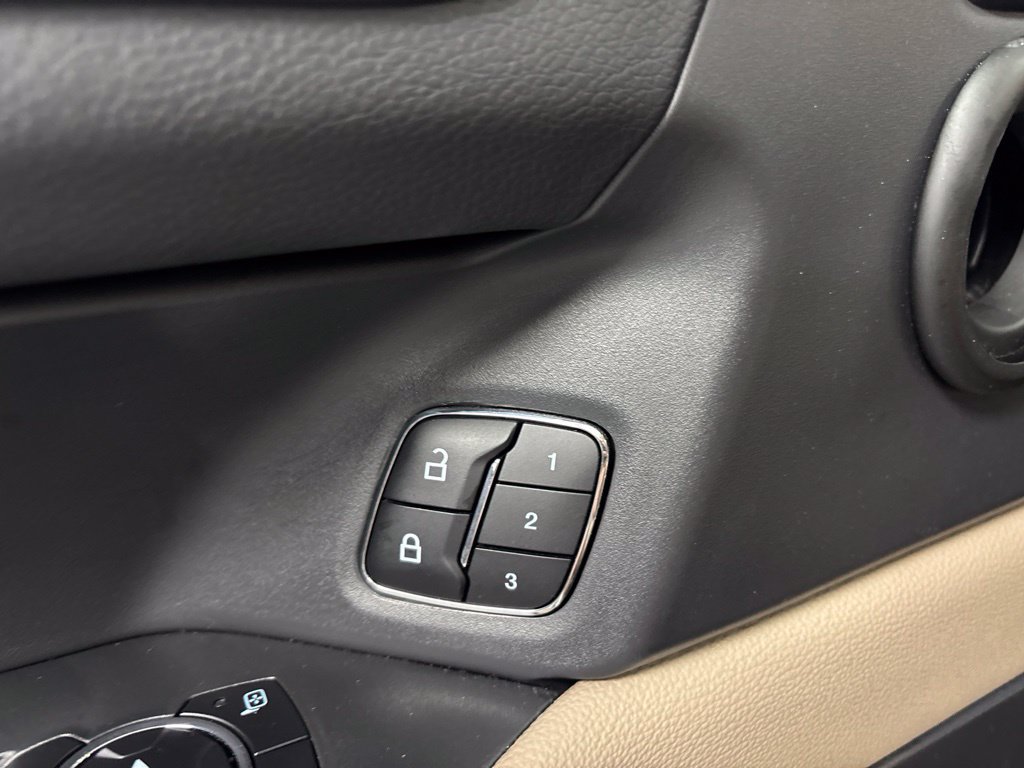 Used 2024 Ford Expedition Limited RWD image 34