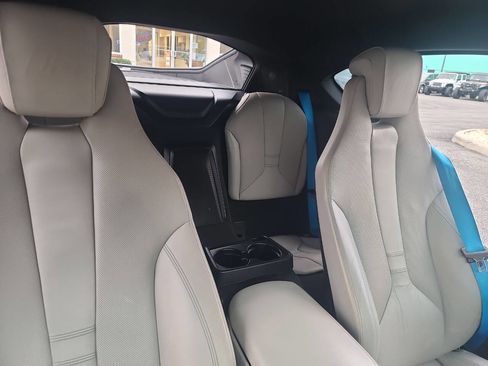 Used 2015 BMW i8 image 31