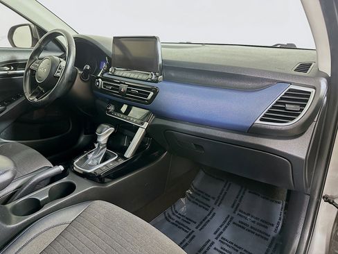Certified 2022 Kia Seltos Nightfall Edition image 27