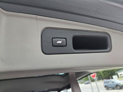 Used 2014 Honda Pilot Touring image 20