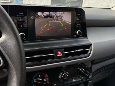 Used 2024 Kia Seltos LX image 11