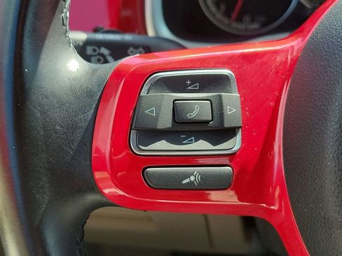 Used 2013 Volkswagen Beetle 2.5 image 31