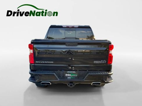 Used 2021 Chevrolet Silverado 1500 High Country w/ Technology Package AWD/4WD image 6