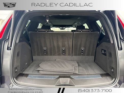Used 2022 Cadillac Escalade Sport Platinum image 17