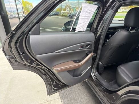 Used 2025 MAZDA CX-30 AWD 2.5 S w/ Premium Package image 9