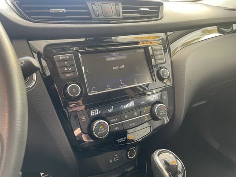 Used 2020 Nissan Rogue Sport SV AWD/4WD image 13