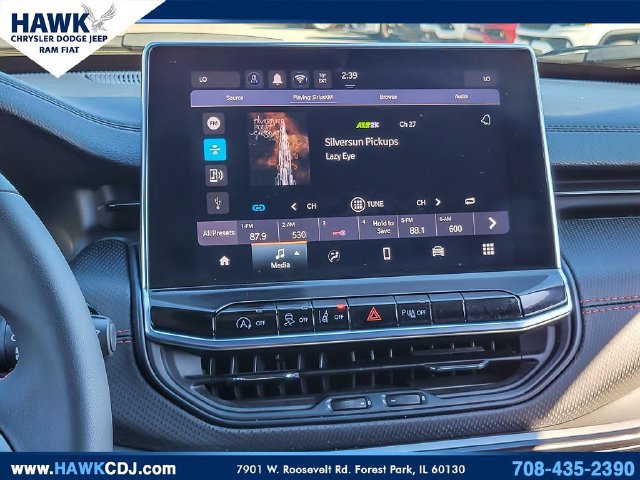Used 2025 Jeep Compass Trailhawk AWD/4WD image 17