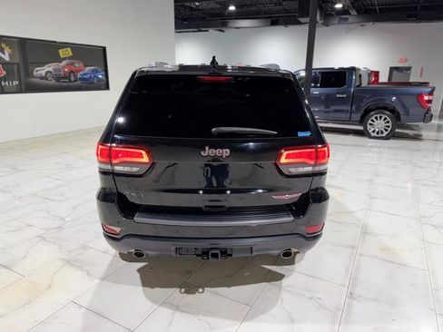 Used 2021 Jeep Grand Cherokee Trailhawk w/ Trailhawk Luxury Group AWD/4WD image 10