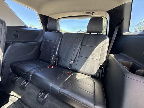 Used 2018 Chevrolet Traverse Premier w/ Redline Edition FWD image 26