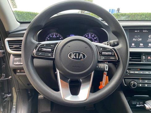Used 2020 Kia Optima LX image 38
