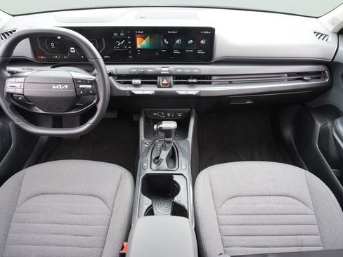 Used 2025 Kia K4 EX FWD image 12