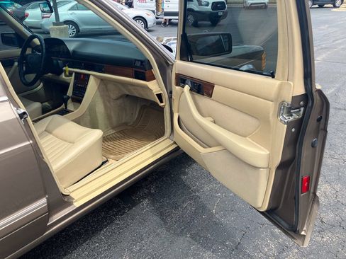 Used 1988 Mercedes-Benz 420 SEL image 25